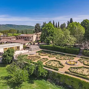 Resort Nemora, Castello di Montalto