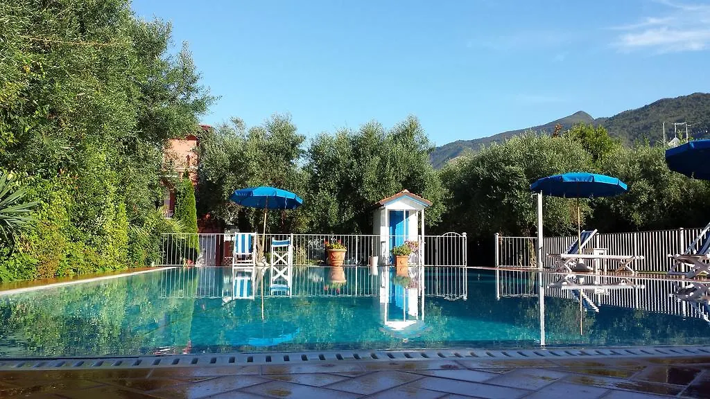 Oda ve Kahvaltı Villa A Caserosse Seravezza